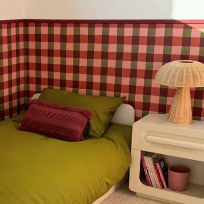 Wallpaper - Checkmate Wallpaper - Bordeaux - BILBOQUET DÉCO