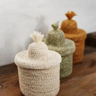 Artistic hardware - Seagrass basket w/ lid - MADAM STOLTZ