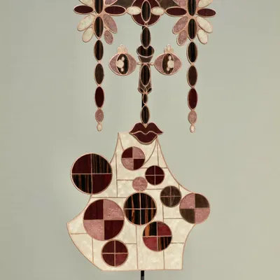 Unique pieces - \" Sentinel\”. Mask-sculpture in partitioned marquetry, wood and metal - ATELIER NATHALIE MELON