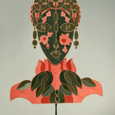 Unique pieces - \" Leafing\”. Mask-sculpture in partitioned marquetry, wood and metal - ATELIER NATHALIE MELON