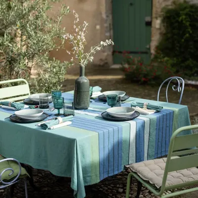 Table cloths - Yuna Recycled Tablecloth Paon 170 X 170 - MAISON VIVARAISE - SDE VIVARAISE WINKLER