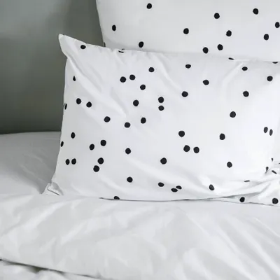 Bed linens - Odette Pillowcase Milk 70 X 50 - LA CERISE SUR LE GATEAU