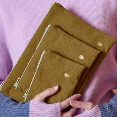 Clutches - Iona Pouch Nuts 19 X 28 X 1 - LA CERISE SUR LE GATEAU