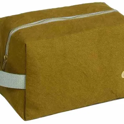 Clutches - Iona cube toiletry bag Nuts L 22 X 14 X 10,5 - LA CERISE SUR LE GATEAU