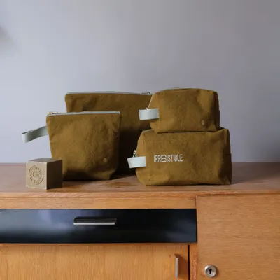 Pochettes - Trousse cube Iona Nuts S 10 x 16 x 10 - LA CERISE SUR LE GATEAU