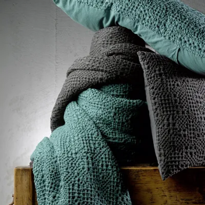 Bed linens - Tana Bed Throw Prusse 180 X 260 - MAISON VIVARAISE - SDE VIVARAISE WINKLER