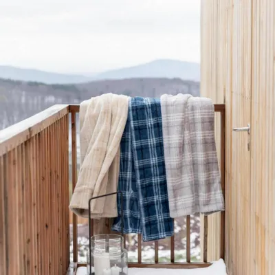 Throw blankets - Throw Luba Perle 140 X 180 - MAISON VIVARAISE - SDE VIVARAISE WINKLER