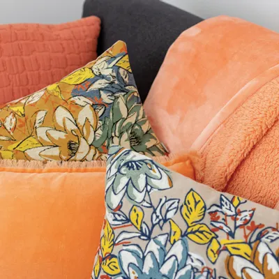 Throw blankets - Throw Michka Goyave 130 X 160 - MAISON VIVARAISE - SDE VIVARAISE WINKLER