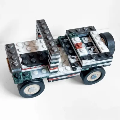 Objets design - Creepy Coupe 2025 - SAN POLO ART GALLERY - VENISE