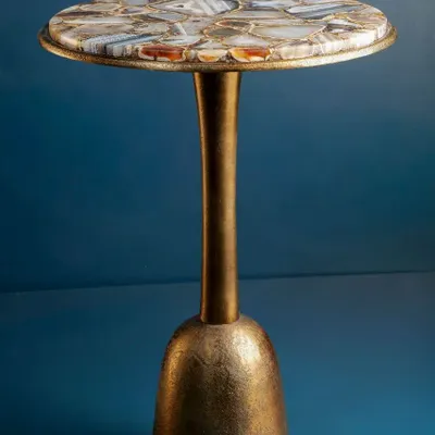 Other tables - Which Side Table - SAWAI HOMES