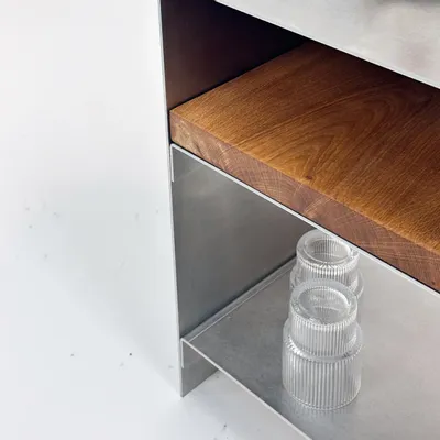 Tables for hotels - Matted Aluminium - Oak Wood Sidetable - CASE STUDIOS