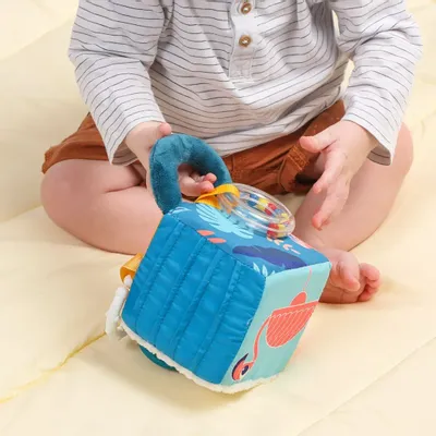 Jouets enfants - Cube d'éveil en tissu - LUDI
