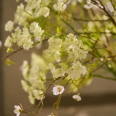 Floral decoration - Serene Green artificial flowers - SILK-KA BV