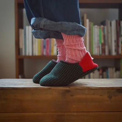 Chaussettes - JAPAN MADE Reversible room shoes / Waffle Knit × Micro Boa - MERIPPA