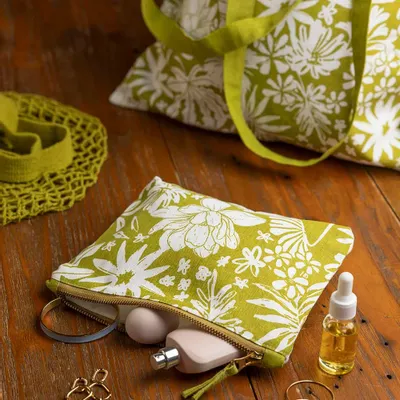 Bags and totes - Cloth bag and cosmetic bag BLOSSOM CHARM, GREEN TULIP & LEAFY FOREST - TRANQUILLO