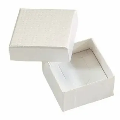 Gifts - Cardboard ring box with embossed, fluted appearance, pearly white - LAVAL 1878