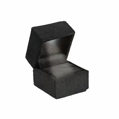 Cadeaux - Écrin bague LED, carré en velours synthétique noir - LAVAL 1878