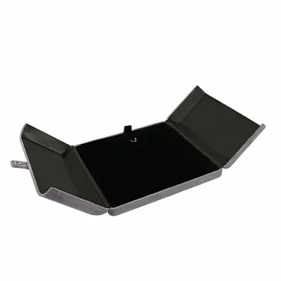 Cadeaux - Écrin chaîne/pendentif gainé synthétique aspect daim, gris - LAVAL 1878