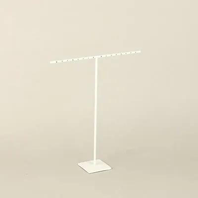 Cadeaux - Présentoir pour 8 paires de boucles d'oreilles métal blanc mat - LAVAL 1878