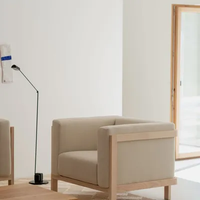 Lounge chairs - LIFT – Lounge Chair in Solid Walnut Wood and Fabric Seat - MOR