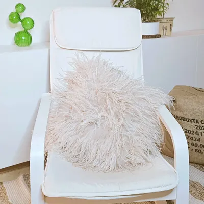 Cushions - Fluffy feather cushion - MARCY PLUMASSIER - FEATHERS