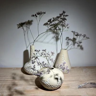 Vases - Lot de 3 soliflores en grès blanc émaillé - LES POTERIES DE SWANE