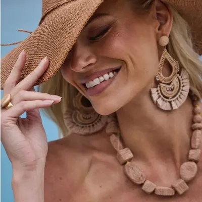 Bags and totes - women's fashion accessories. - THE MOSHI AB