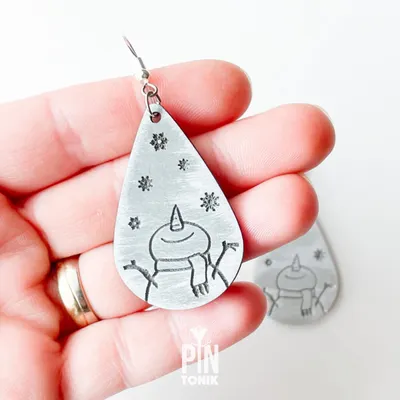 Jewelry - Snowman Earrings - Christmas Jewelry - Fun Snow Man Dangle Earrings - PINTONIK