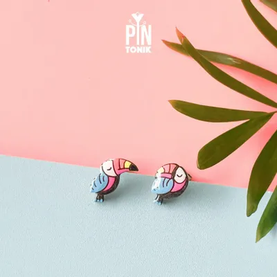 Bijoux - Boucles d'oreilles Toucan - Boucles d'oreilles oiseaux tropicaux dépareillées - Bijoux de déguisement d'Halloween amusants et colorés - PINTONIK