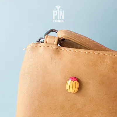 Jewelry - Colorado Potato Beetle Pin - Cottagecore Insect Brooch - PINTONIK