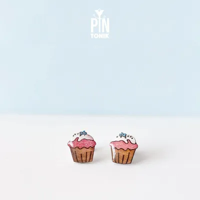 Bijoux - Boucles d'oreilles fantaisie roses fuchsia « Muffin gourmand » - Idée cadeau pâtisserie pour jeune maman ou adolescente - PINTONIK