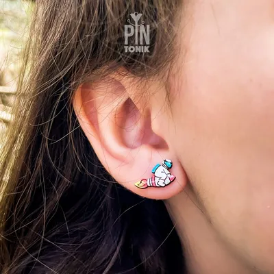 Bijoux - Boucles d'oreilles spatiales dépareillées - Puces d'oreilles astronaute et OVNI - Bijoux geek - PINTONIK