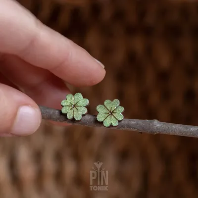 Bijoux - Boucles d'oreilles trèfle à quatre feuilles style cottagecore - Boucles d'oreilles mignonnes et originales - Cadeau porte-bonheur pour une belle-sœur ou un anniversaire de 16 ans - PINTONIK