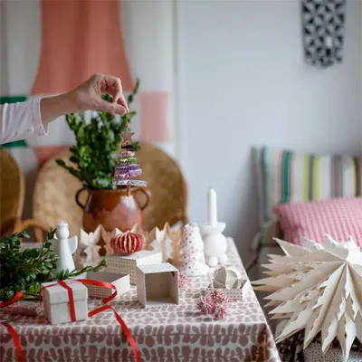 Christmas garlands and baubles - Christmas 2026 - A WORLD OF CRAFT