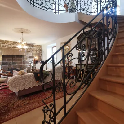 Objets de décoration - Escaliers, rampes et garde-corps en fer forgé - CREZE METALLERIE D'ART