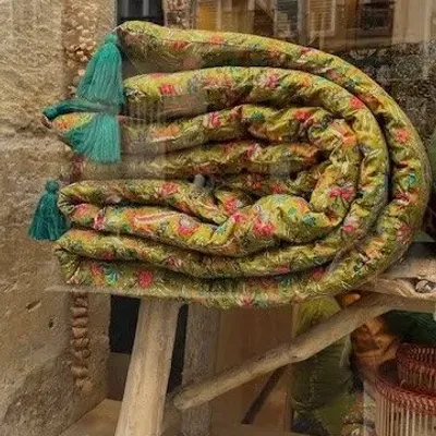 Bed linens - BOUTIS Winter Spring & coussins assortis - AWESOME HOME