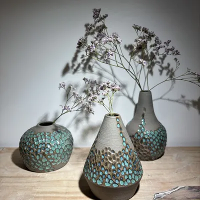 Poterie - Lot de 3 soliflores en grès blanc émaillé - LES POTERIES DE SWANE