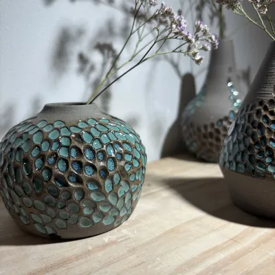 Poterie - Lot de 3 soliflores en grès blanc émaillé - LES POTERIES DE SWANE