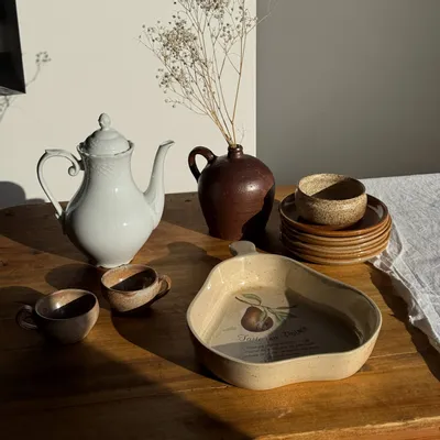 Kitchen utensils - Pear Shaped Pie Dish and Pear Pie Recipe - OFFICE OBJETS