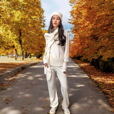 Apparel - Cashmere Tracksuit - MAISON CLAIRE