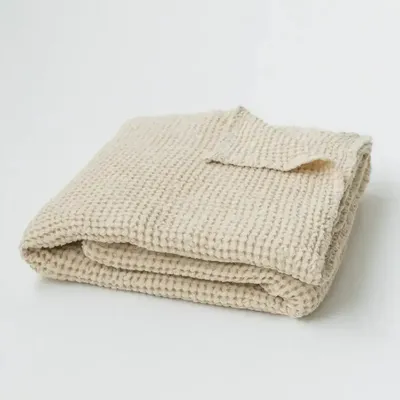 Plaids - Plaid gaufré en lin couleur vanille - MAGICLINEN