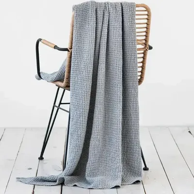 Throw blankets - Linen waffle throw blanket in Light gray - MAGICLINEN