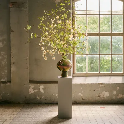 Décorations florales - Bouquet de feuillage vert en soie artificielle avec de délicates fleur - SILK-KA BV