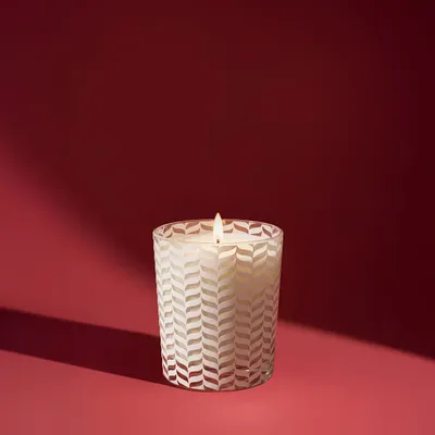 Candles - Vegetable candle 90 g Strawberry Gariguette - LES LUMIERES DU TEMPS