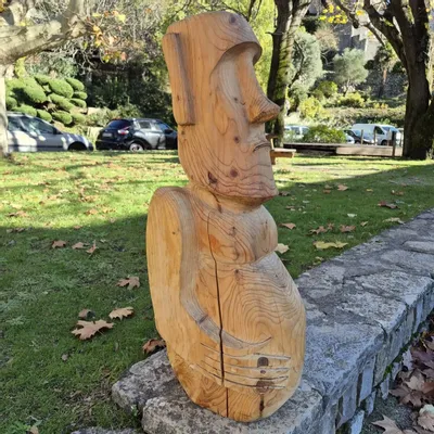 Pièces uniques - Moaï sculpté en bois de cèdre - BOIS DE LION