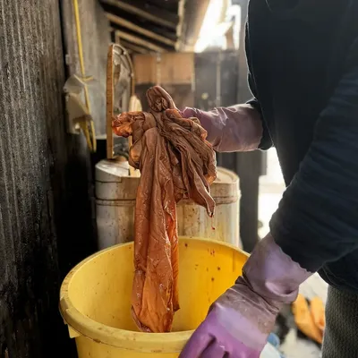 Linge de table textile - Série CRAFTMAN KAKISHIBU DYE par UZuiro - MAEKAKE BY ANYTHING CO.,LTD.