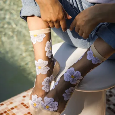 Gifts - Murano Crème 39-41 : Women’s sheer floral socks - ATELIER ST EUSTACHE