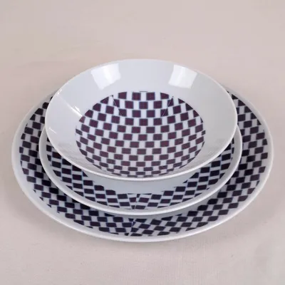 Cadeaux - Coffret d'assiettes en porcelaine personnalisables - Motif WAX Ludo Kouin, élégance africaine sur mesure pour vos repas - KEMI HOME ART