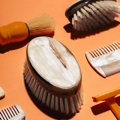 Accessoires cheveux - Brosse à cheveux en corne naturelle - ZANCHI 1952