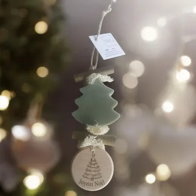 Savons - Tresse 1 Savon Sapin Vert Parfum Cèdre avec Rond Bois Gravé "Sapin de Noël" - FABRIQUE LOMAELLE